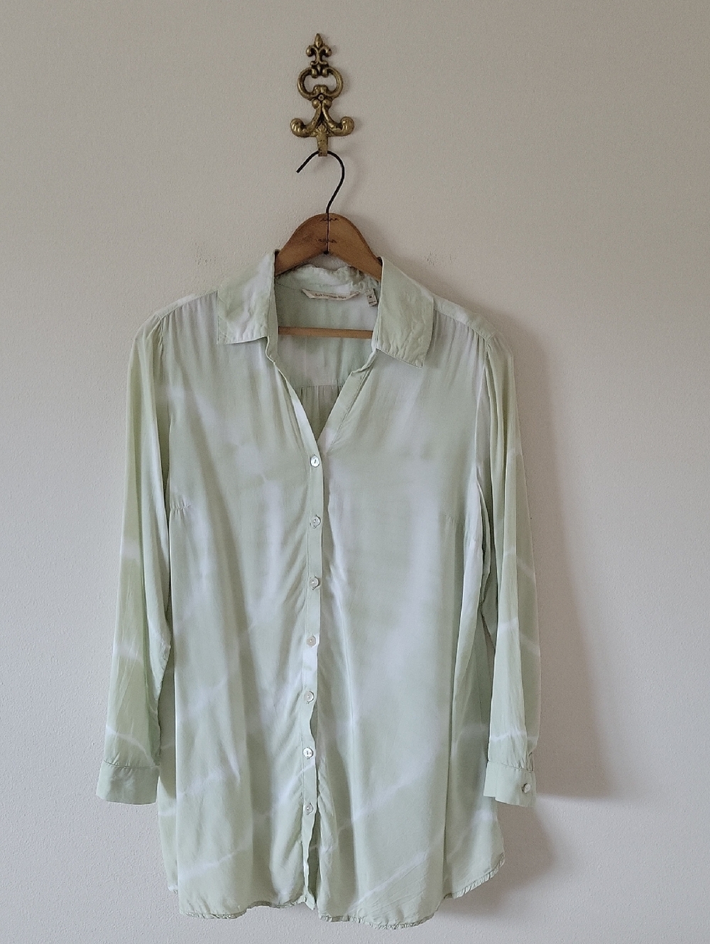 Soft Surroundings Light‎ Green Tie Dye Button Down Tunic Size Medium